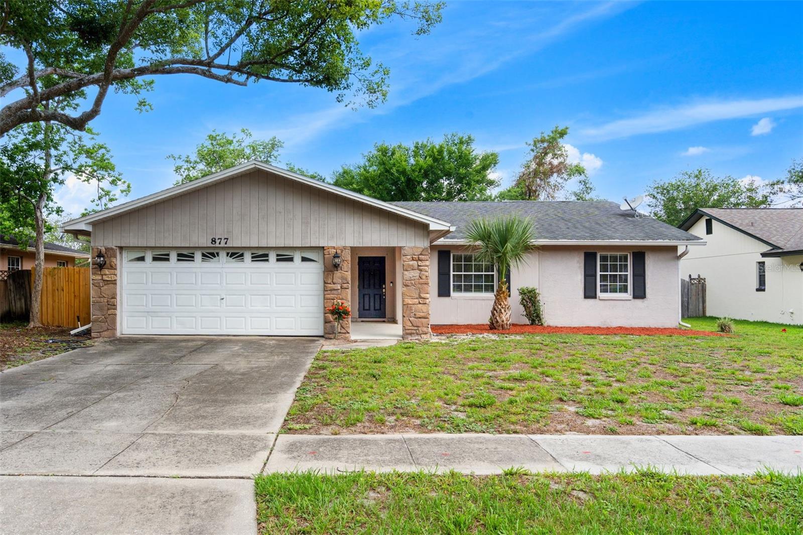 Single Family Residence em WINTER SPRINGS, FL - Daniel Dourado