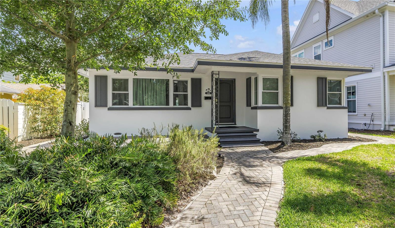 Single Family Residence em ST PETERSBURG, FL - Daniel Dourado