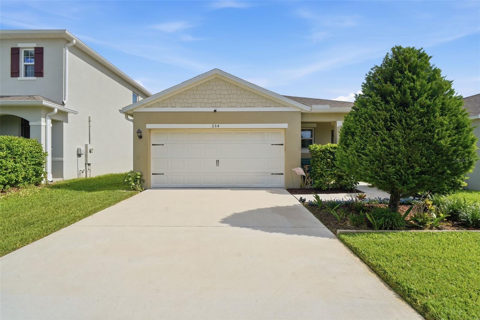 Single Family Residence em DELAND, FL - Daniel Dourado