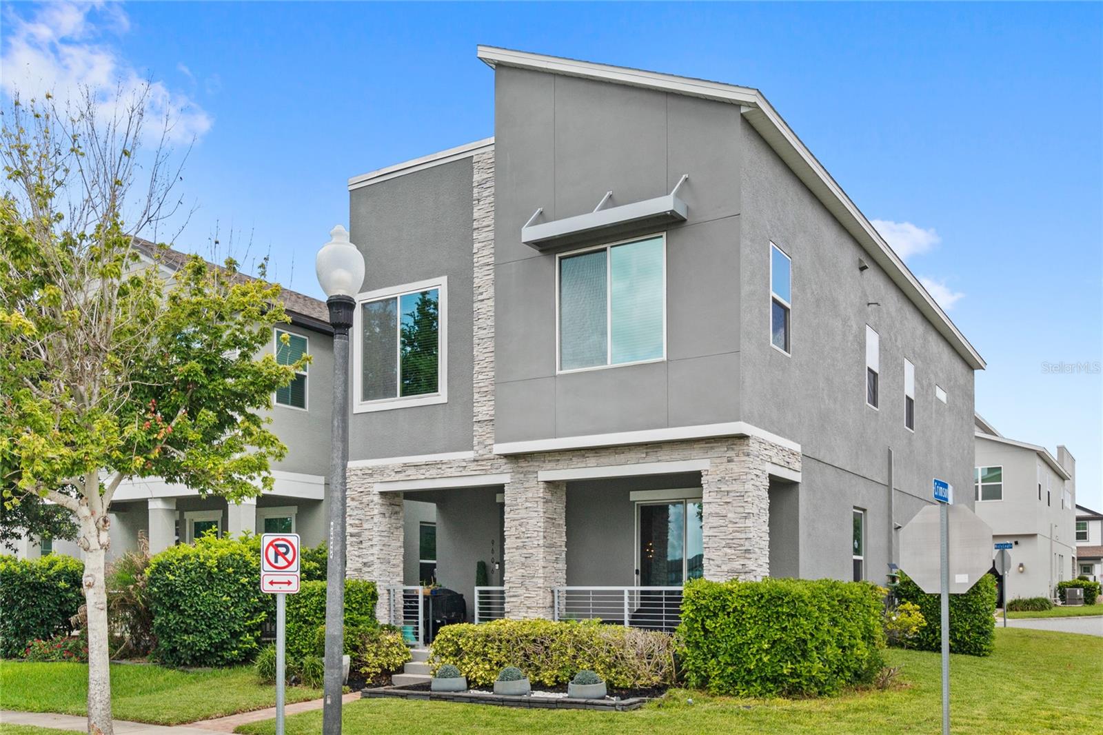 Single Family Residence em WINTER GARDEN, FL - Daniel Dourado