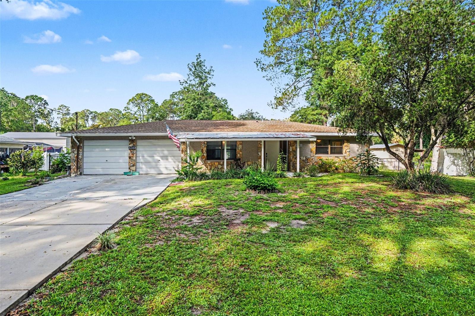 Single Family Residence in HOMOSASSA, FL - Daniel Dourado