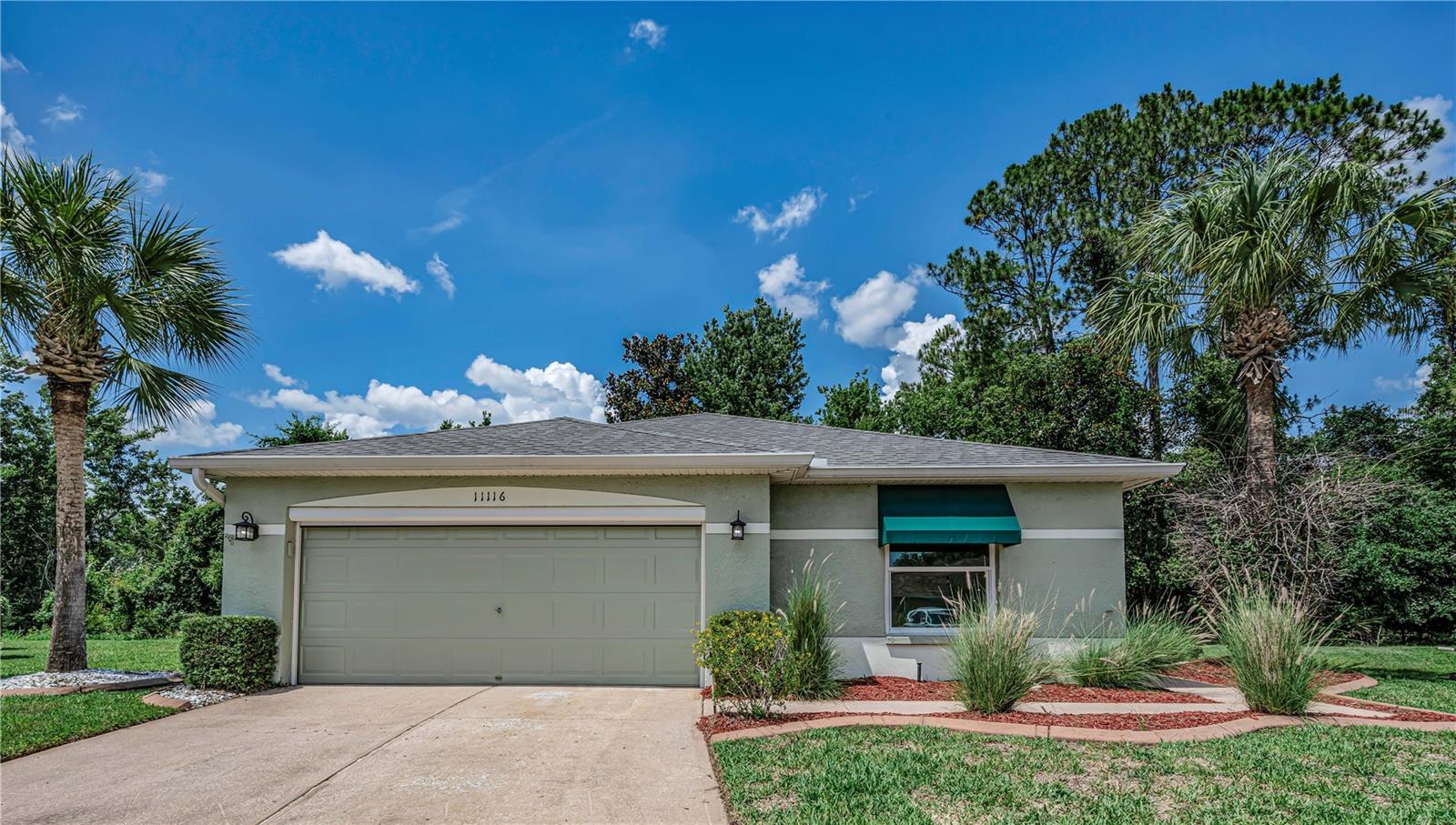 Single Family Residence em SAN ANTONIO, FL - Daniel Dourado