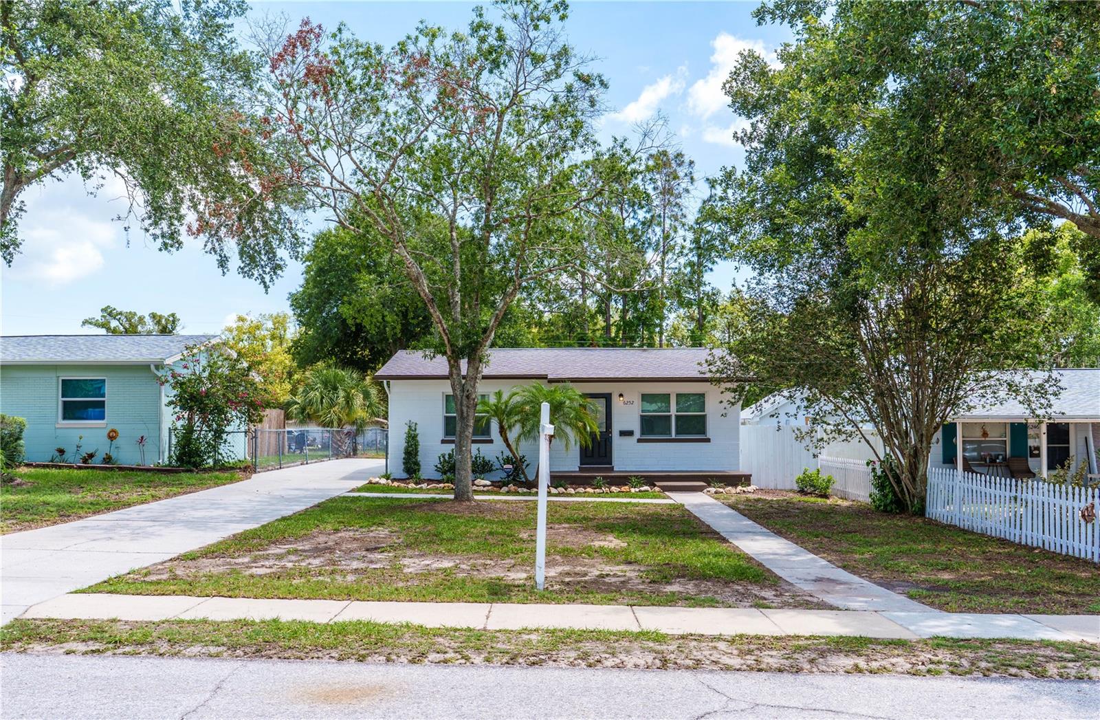 Single Family Residence in NEW PORT RICHEY, FL - Daniel Dourado