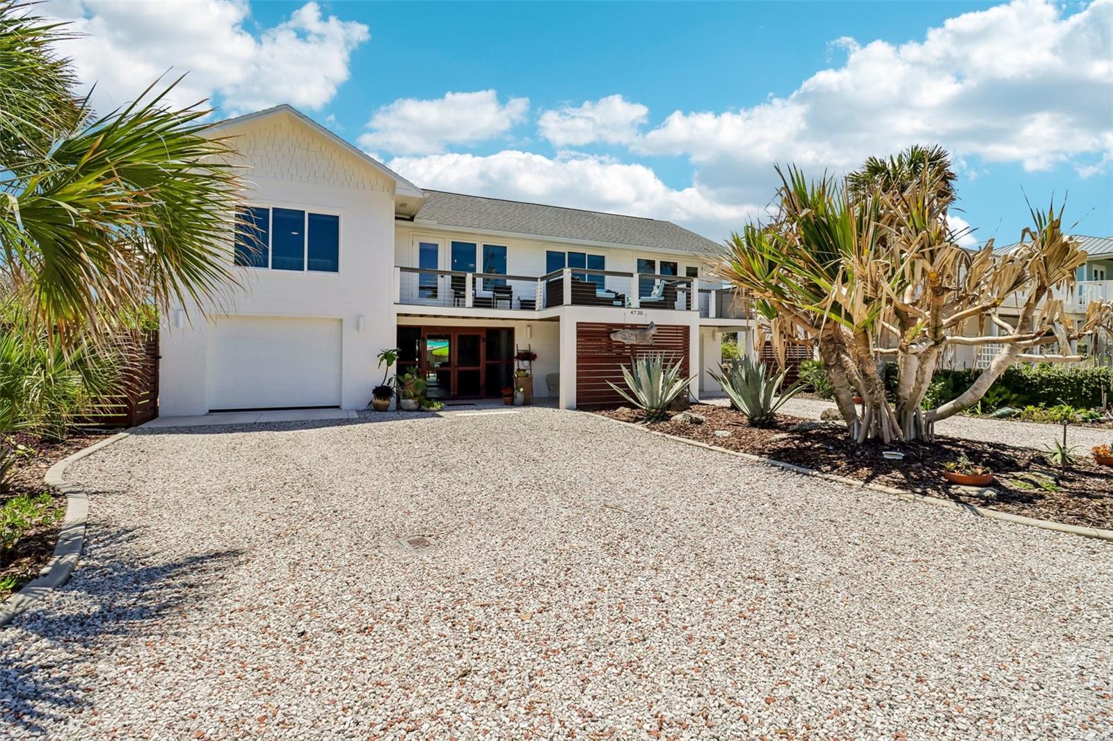 Single Family Residence in NEW SMYRNA BEACH, FL - Daniel Dourado