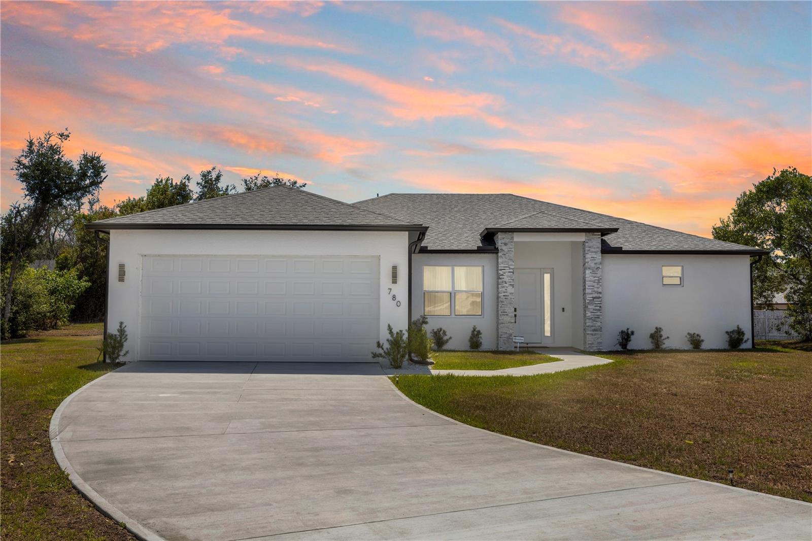 Single Family Residence em DELTONA, FL - Daniel Dourado