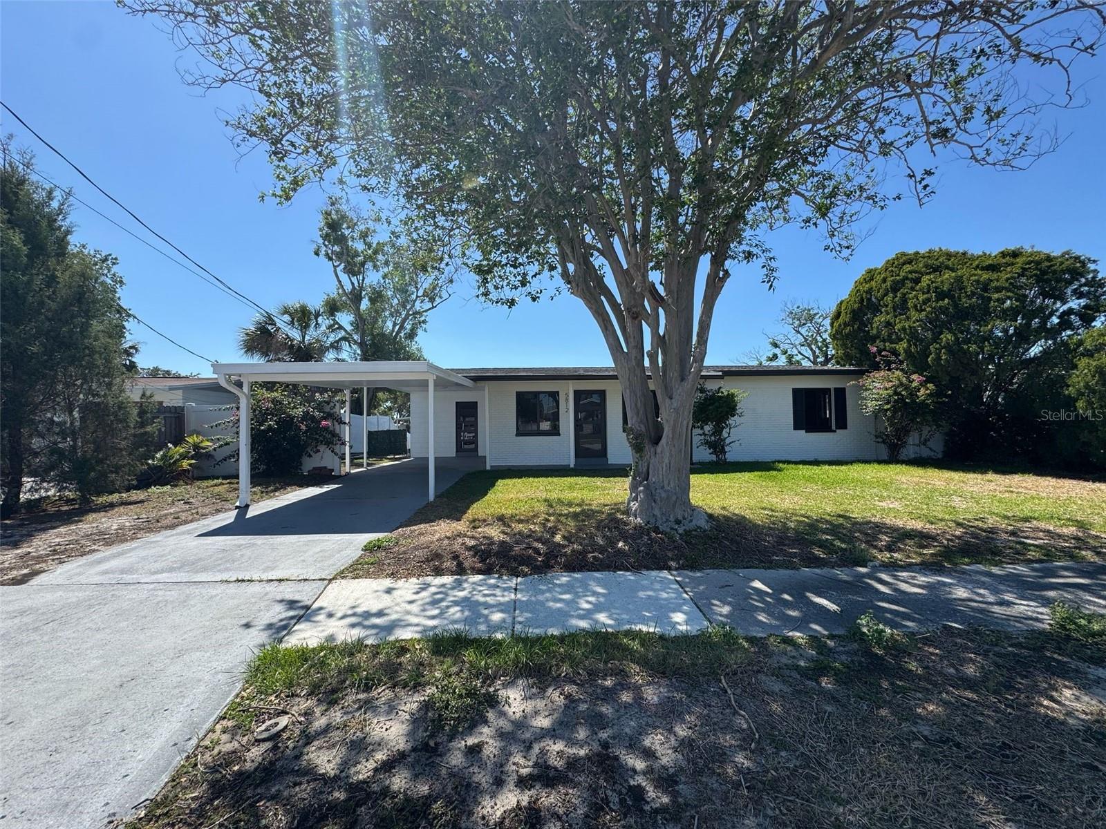 Single Family Residence em TAMPA, FL - Daniel Dourado