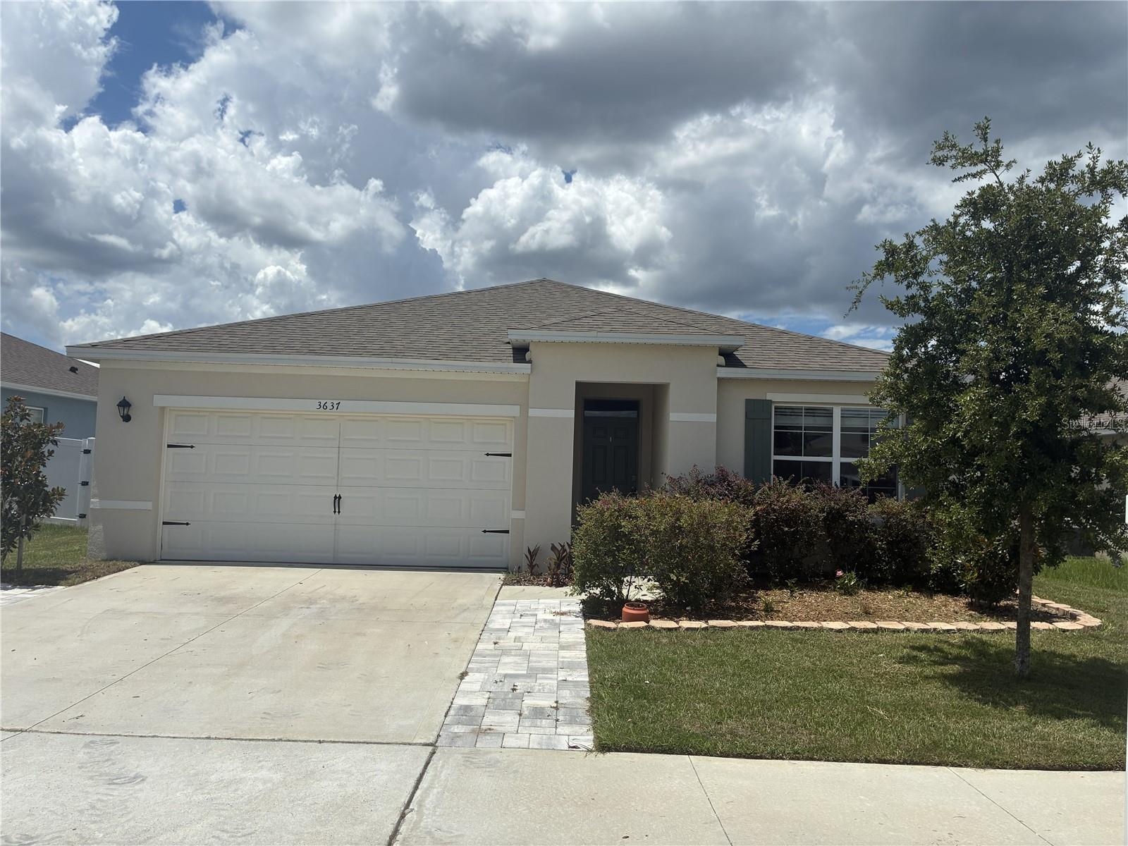 Single Family Residence in BARTOW, FL - Daniel Dourado
