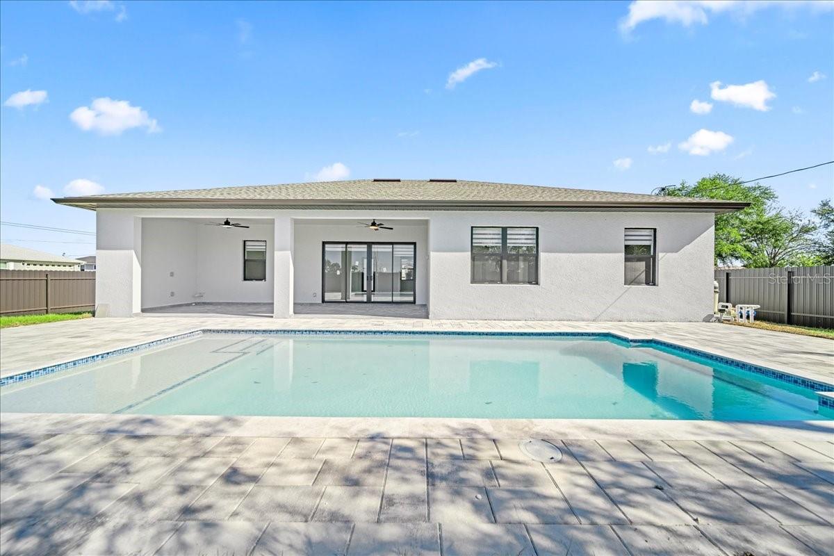 Single Family Residence in CAPE CORAL, FL - Daniel Dourado