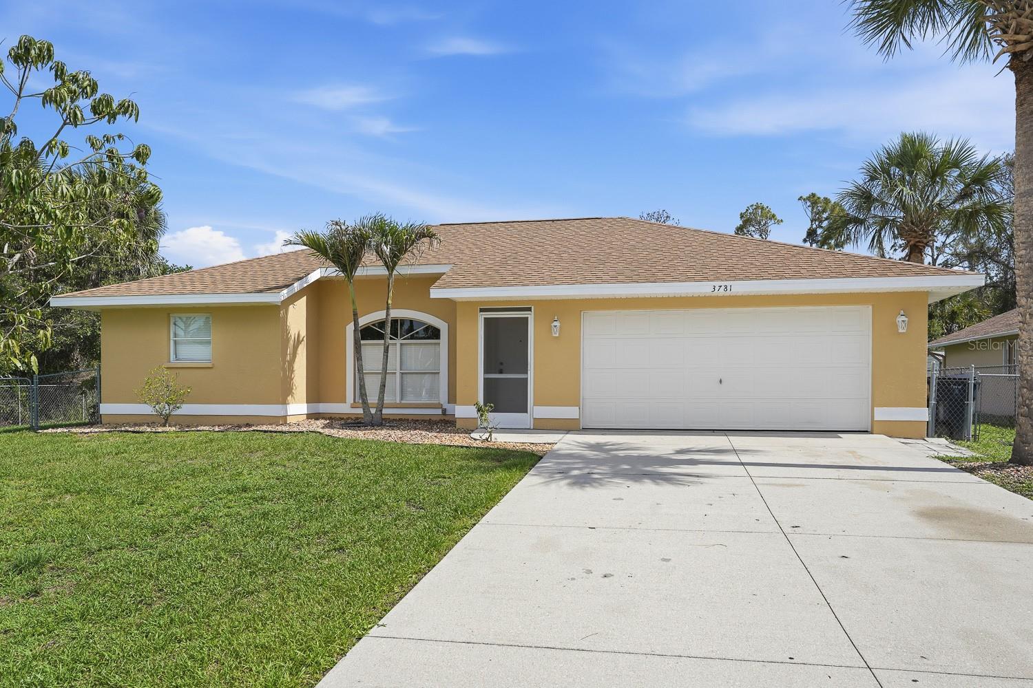 Single Family Residence in NORTH PORT, FL - Daniel Dourado