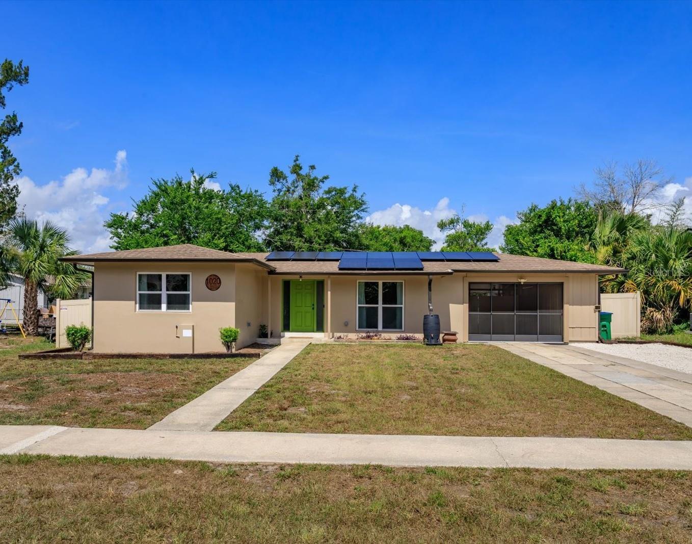 Single Family Residence em DELTONA, FL - Daniel Dourado