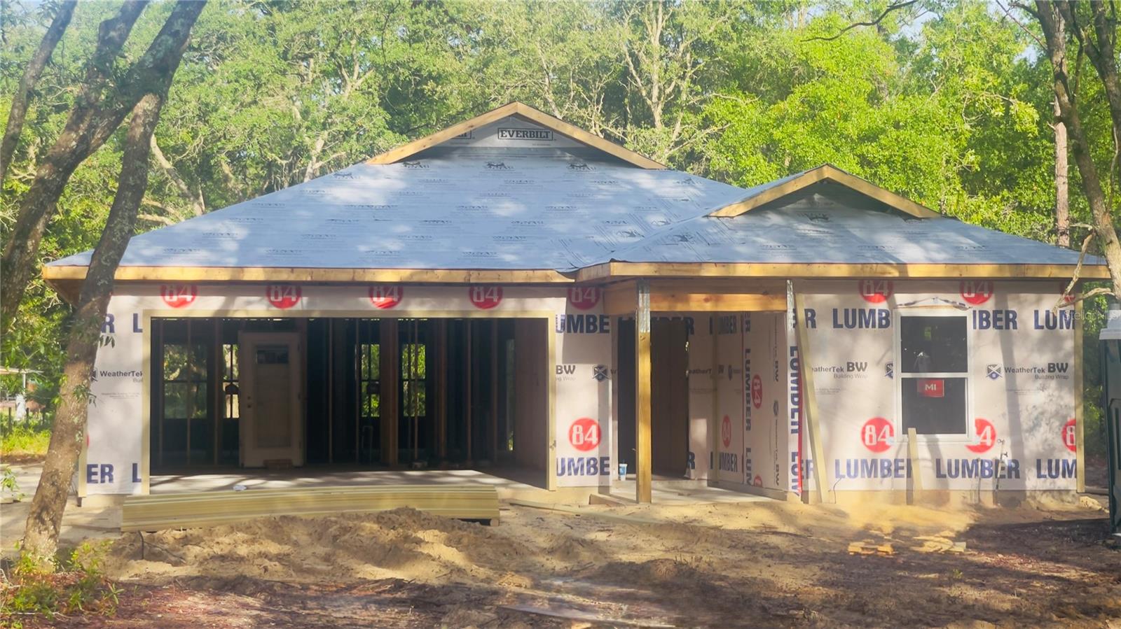 Single Family Residence in BRONSON, FL - Daniel Dourado