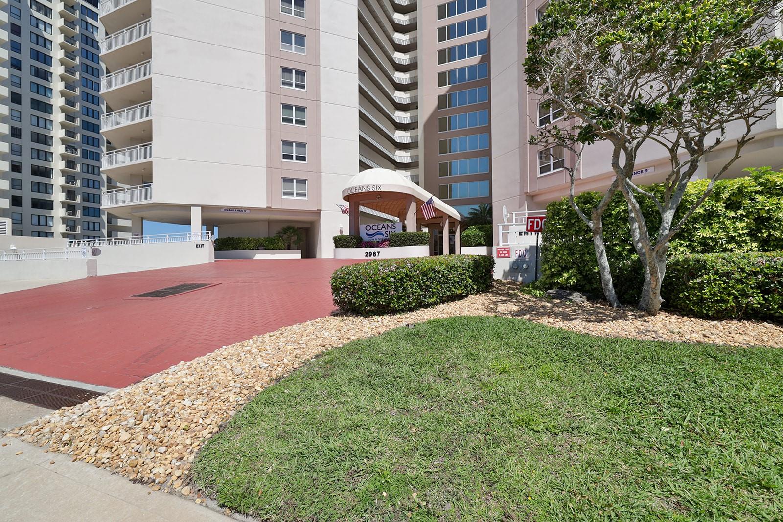 Condominium em DAYTONA BEACH SHORES, FL - Daniel Dourado