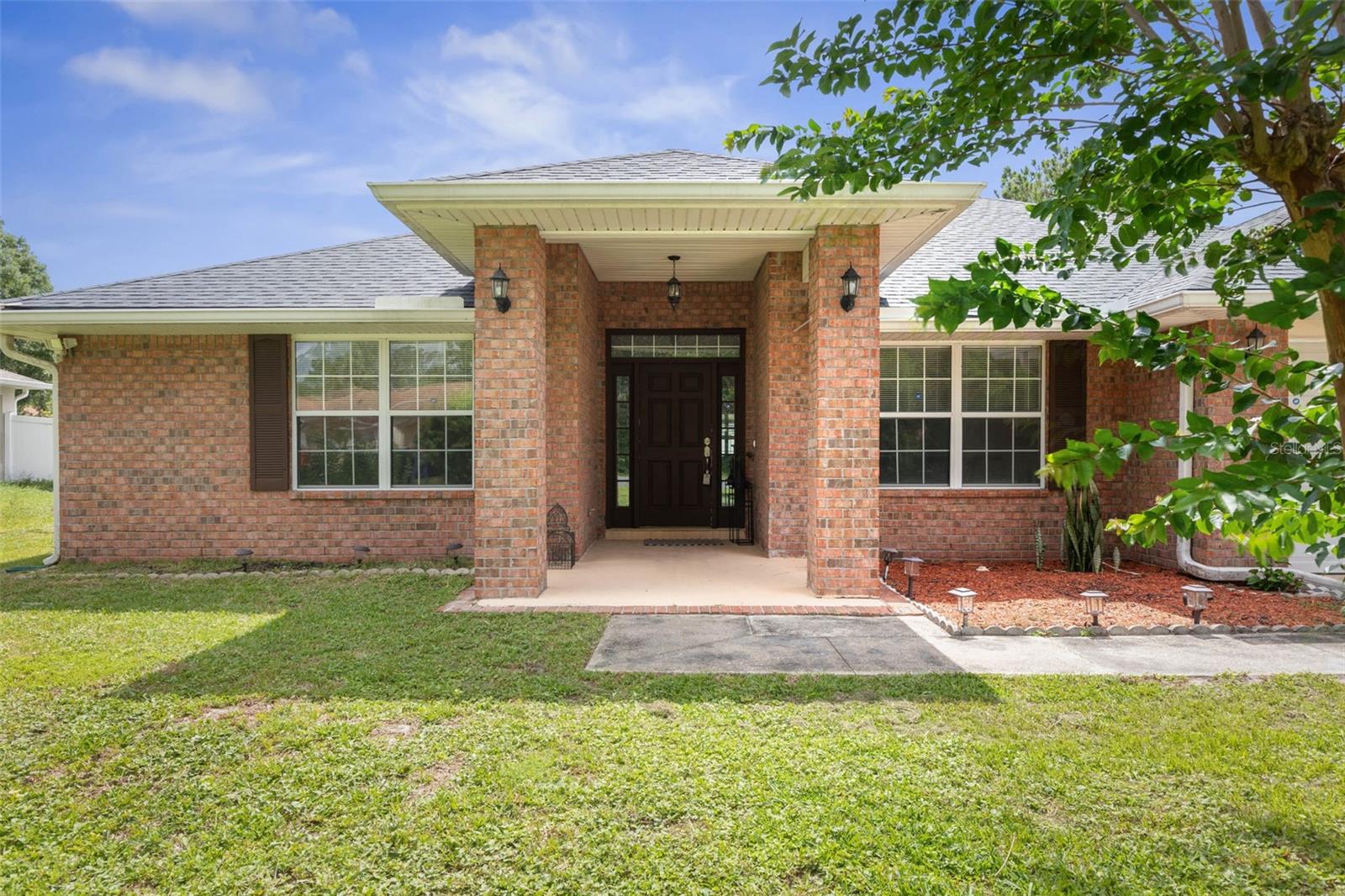 Single Family Residence in PALM COAST, FL - Daniel Dourado