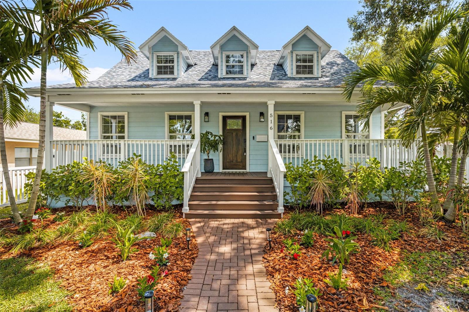 Single Family Residence em ST PETERSBURG, FL - Daniel Dourado