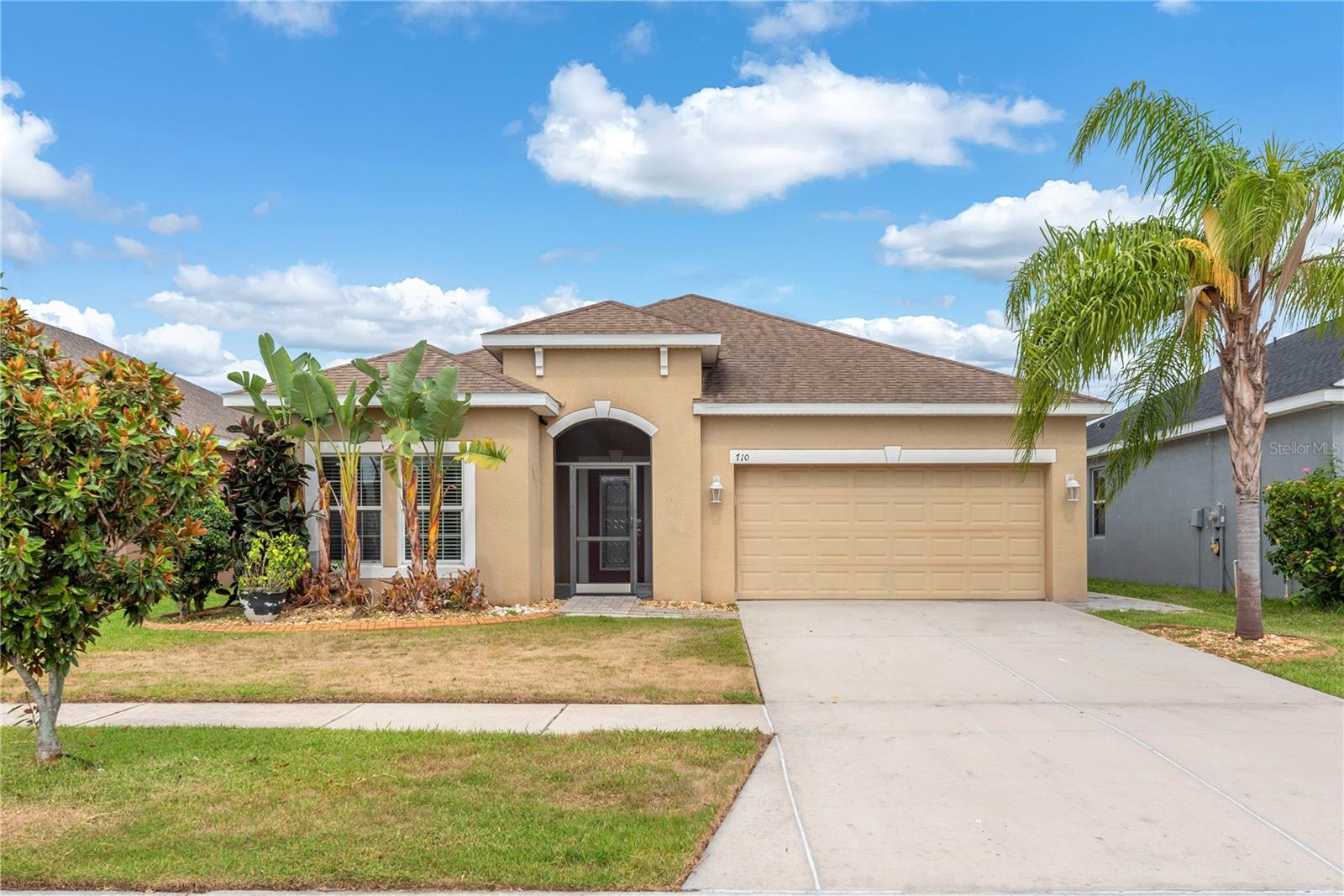 Single Family Residence in RUSKIN, FL - Daniel Dourado