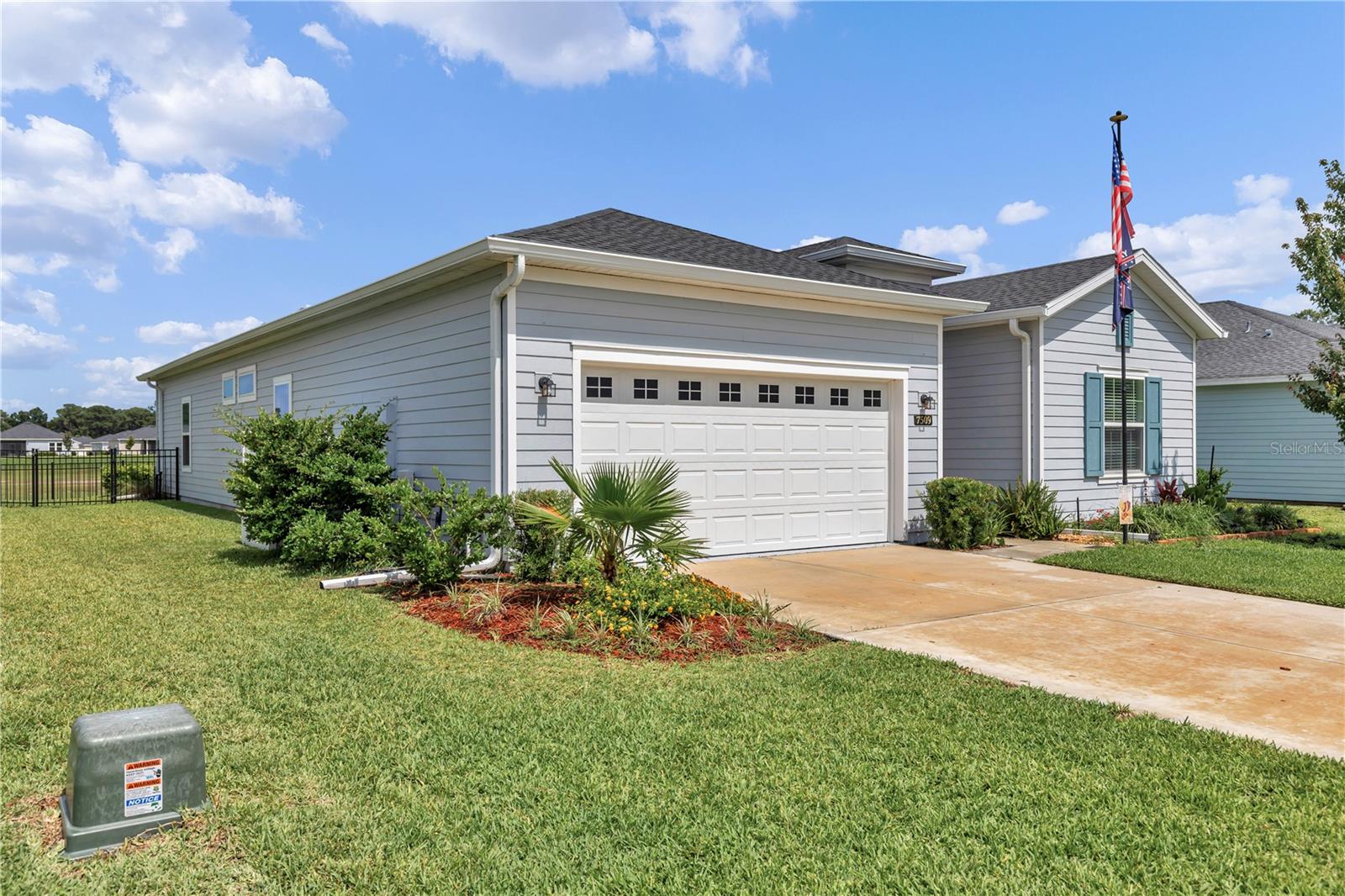 Single Family Residence in OCALA, FL - Daniel Dourado