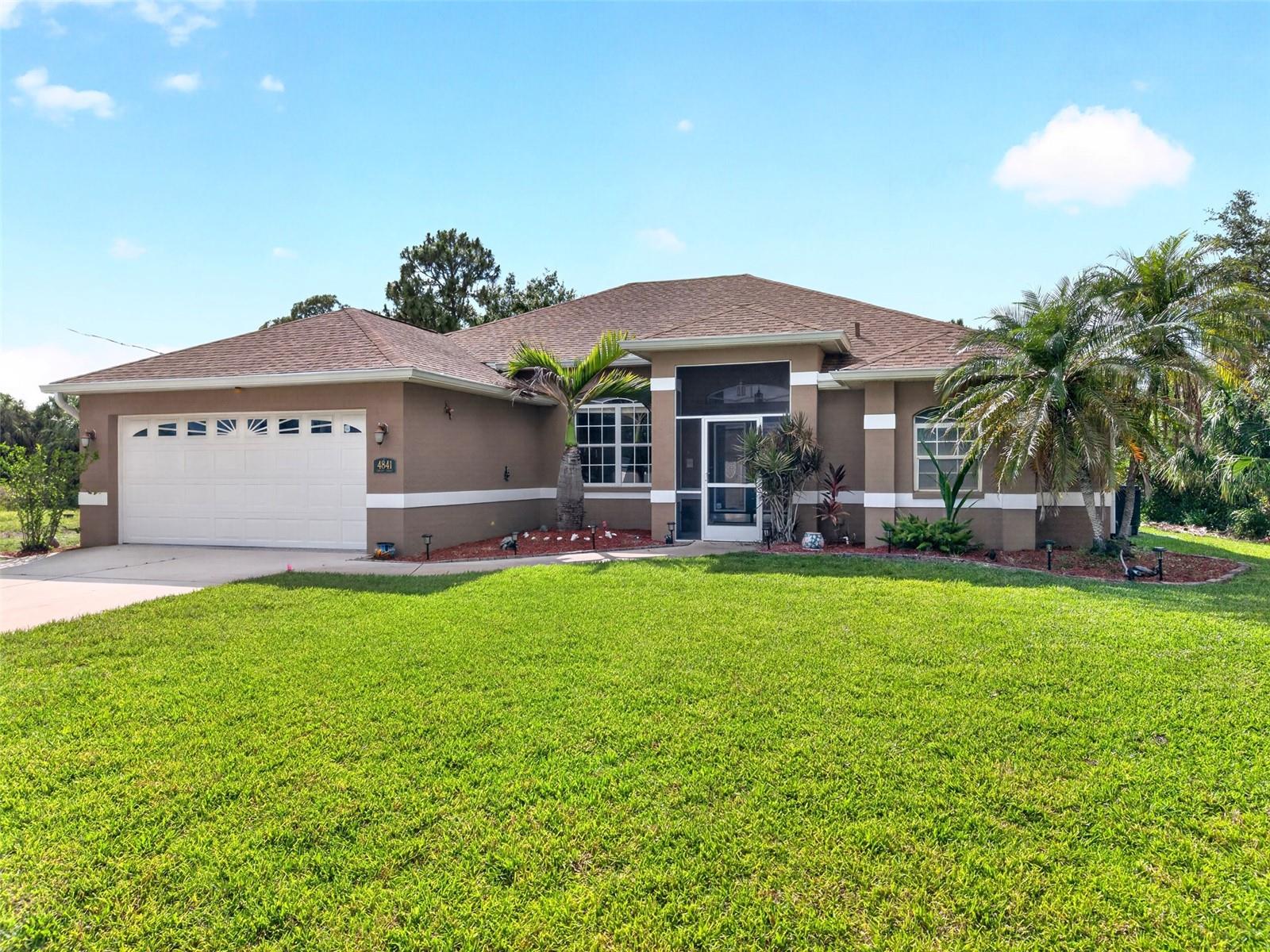 Single Family Residence in NORTH PORT, FL - Daniel Dourado