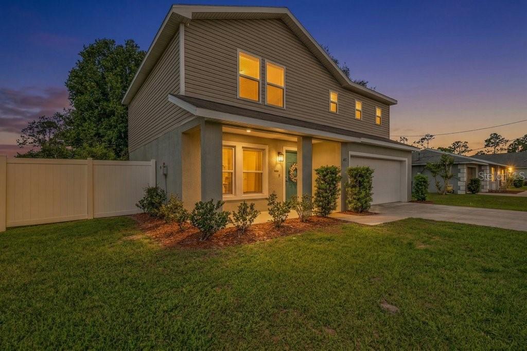Single Family Residence in PALM COAST, FL - Daniel Dourado