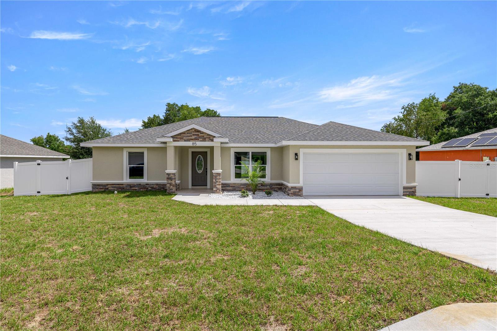 Single Family Residence in OCALA, FL - Daniel Dourado