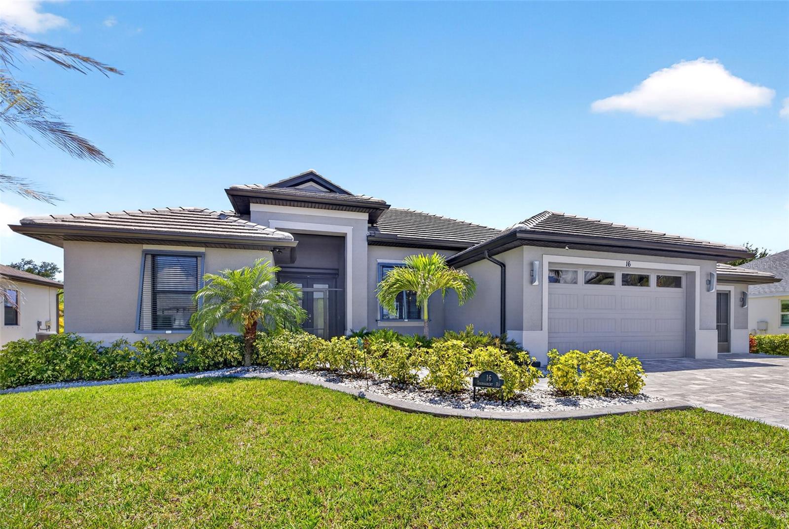 Single Family Residence em ROTONDA WEST, FL - Daniel Dourado