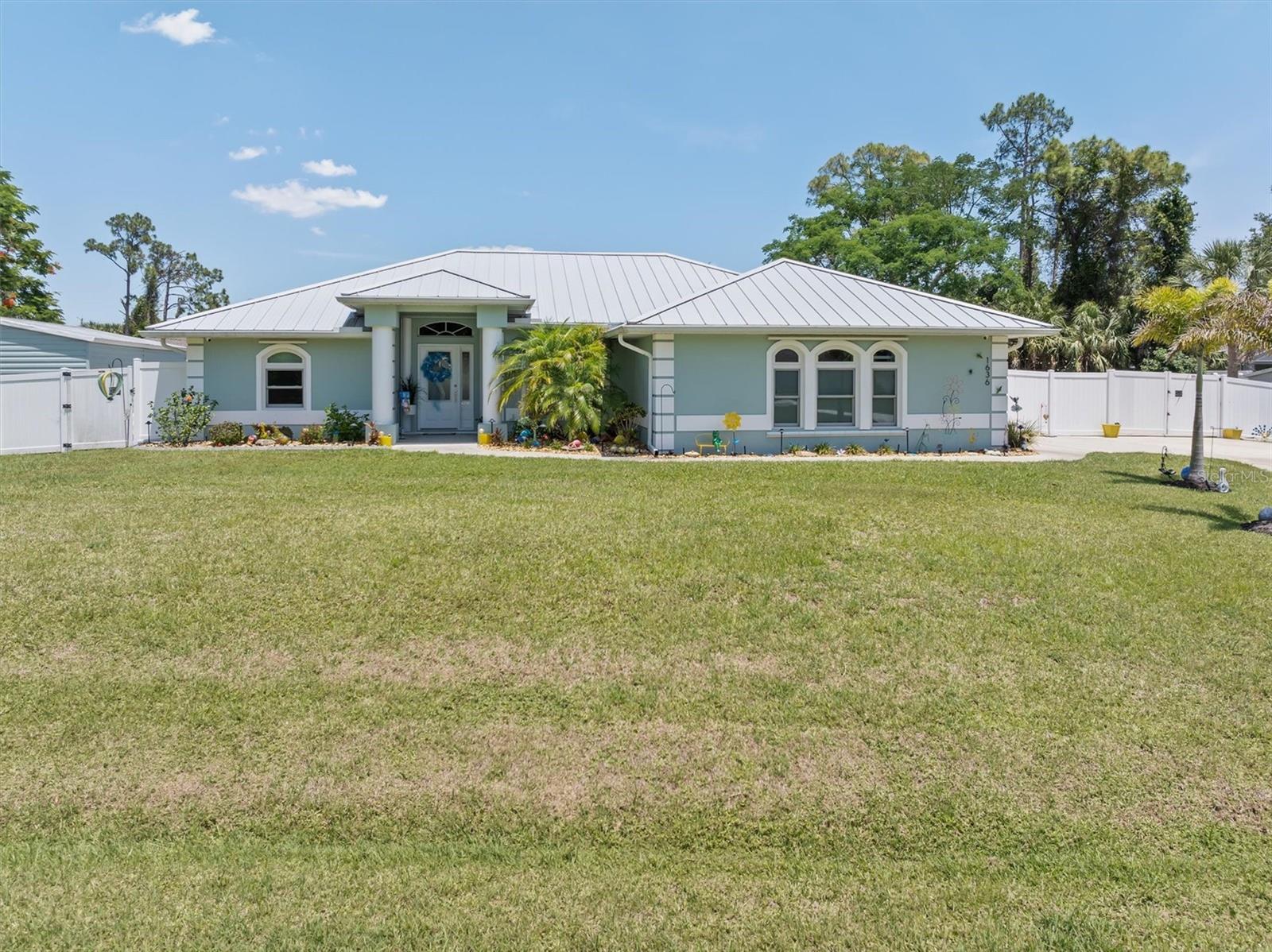 Single Family Residence in NORTH PORT, FL - Daniel Dourado