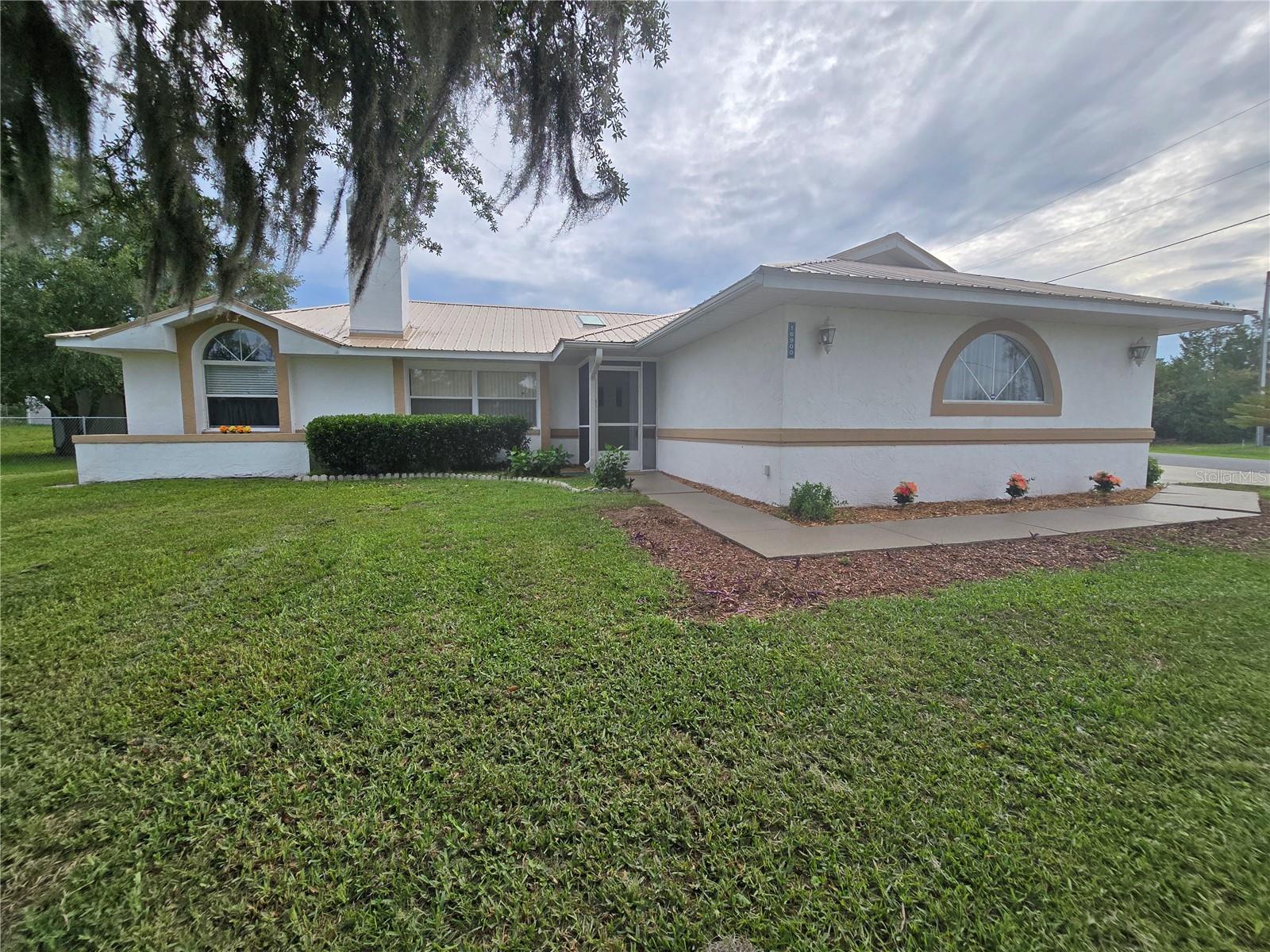 Single Family Residence in OCALA, FL - Daniel Dourado