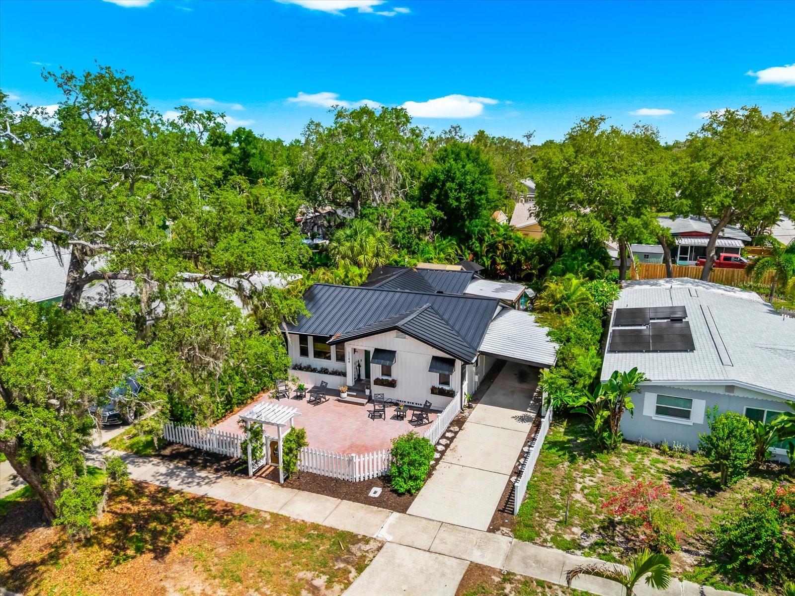 Single Family Residence em CLEARWATER, FL - Daniel Dourado