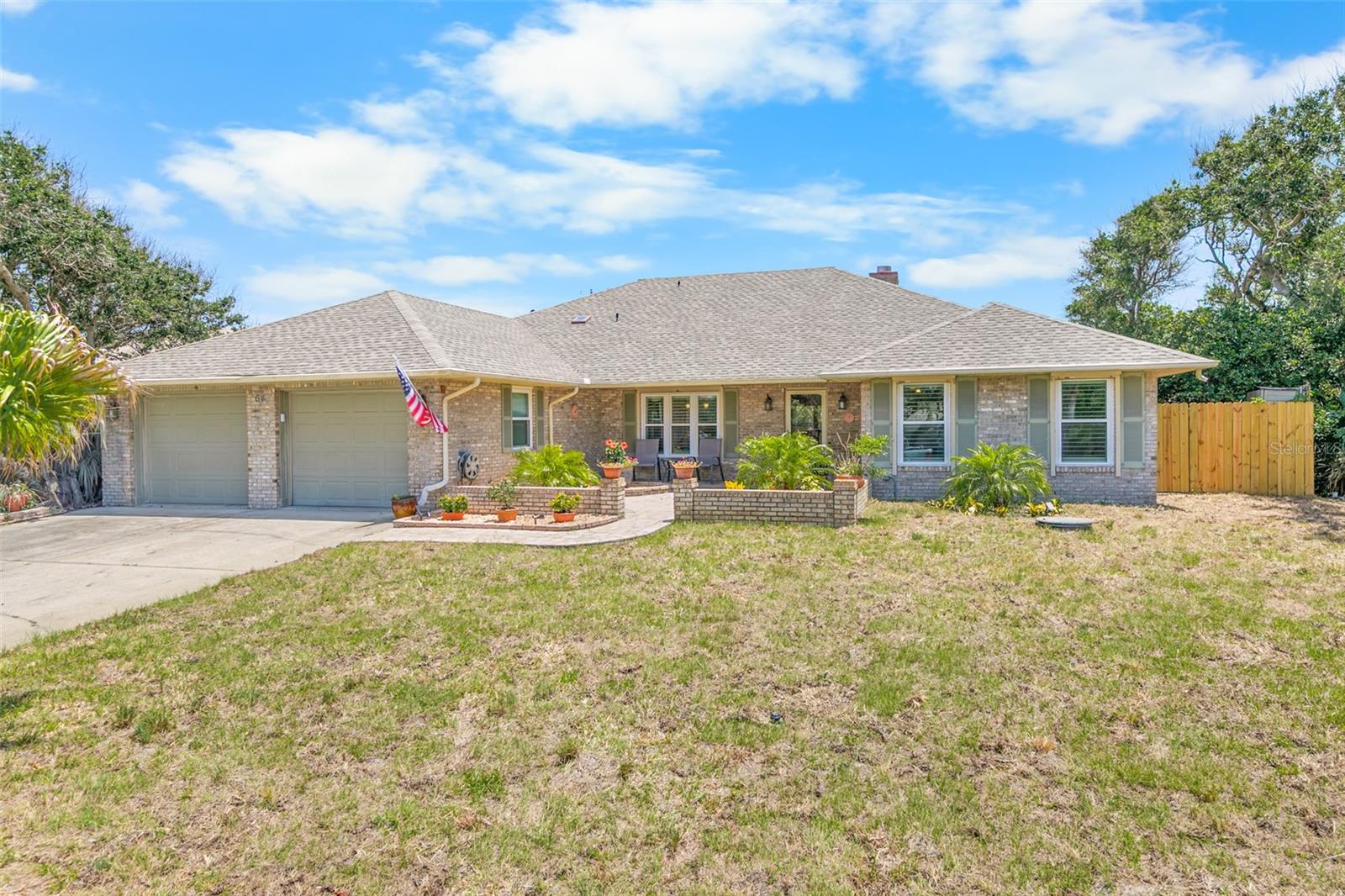 Single Family Residence in PONCE INLET, FL - Daniel Dourado