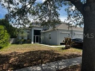 Single Family Residence in APOLLO BEACH, FL - Daniel Dourado