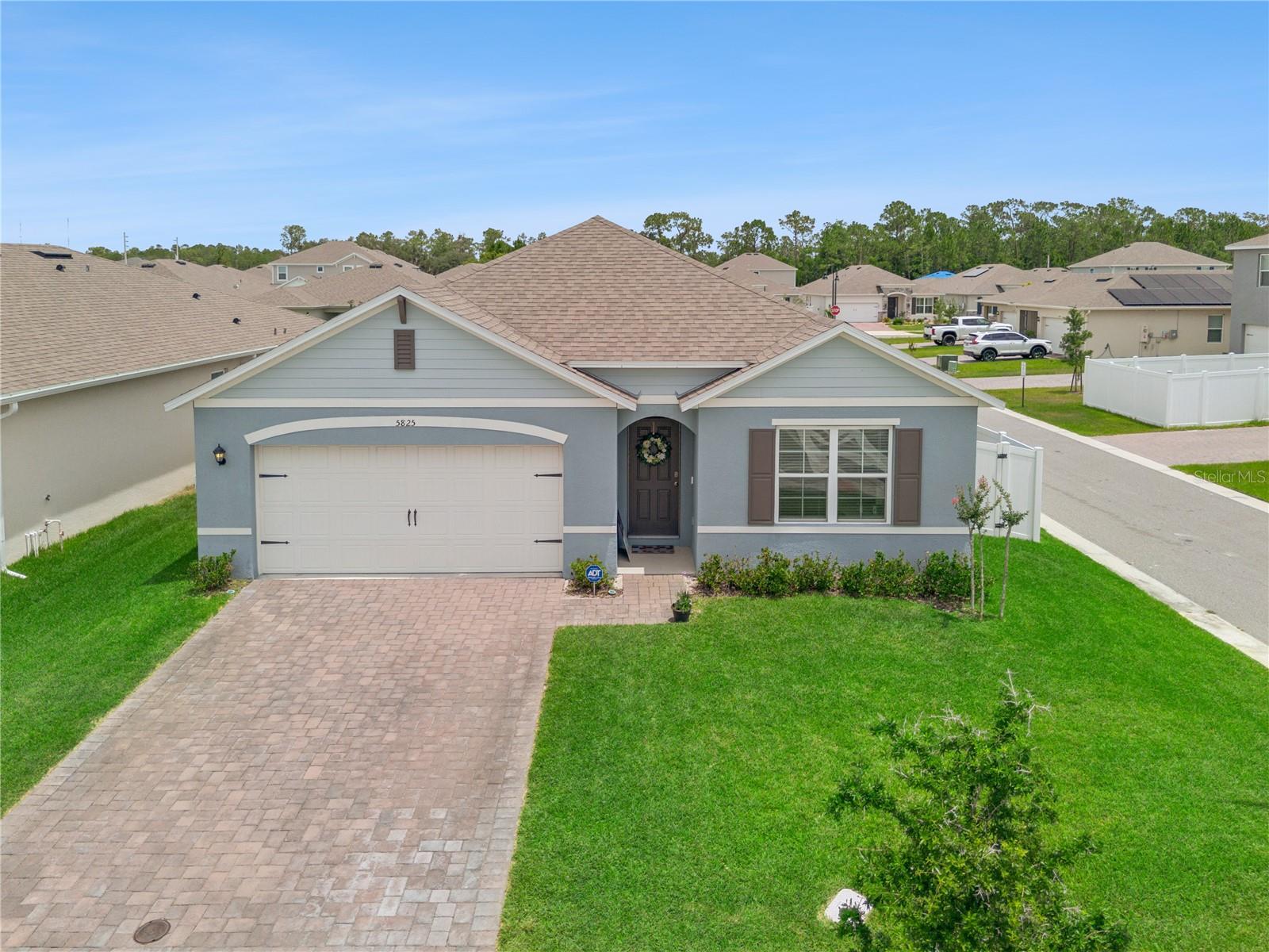 Single Family Residence em ST CLOUD, FL - Daniel Dourado