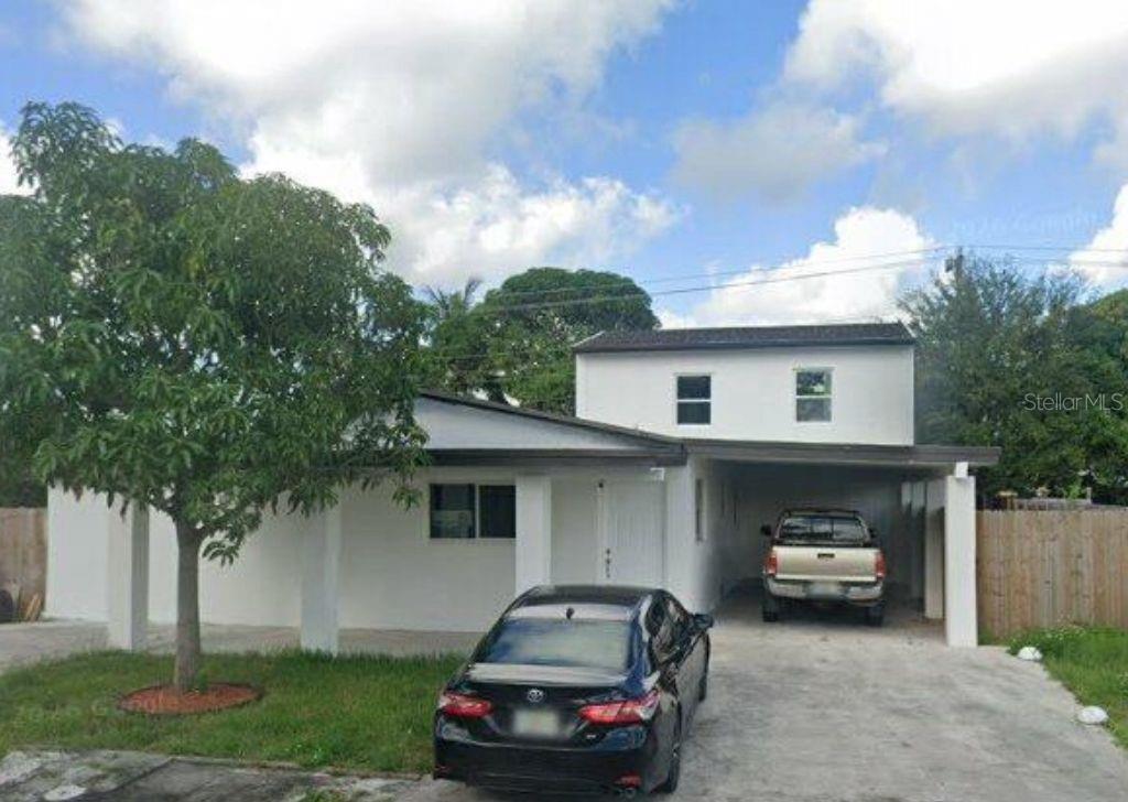 Single Family Residence in MIAMI GARDENS, FL - Daniel Dourado