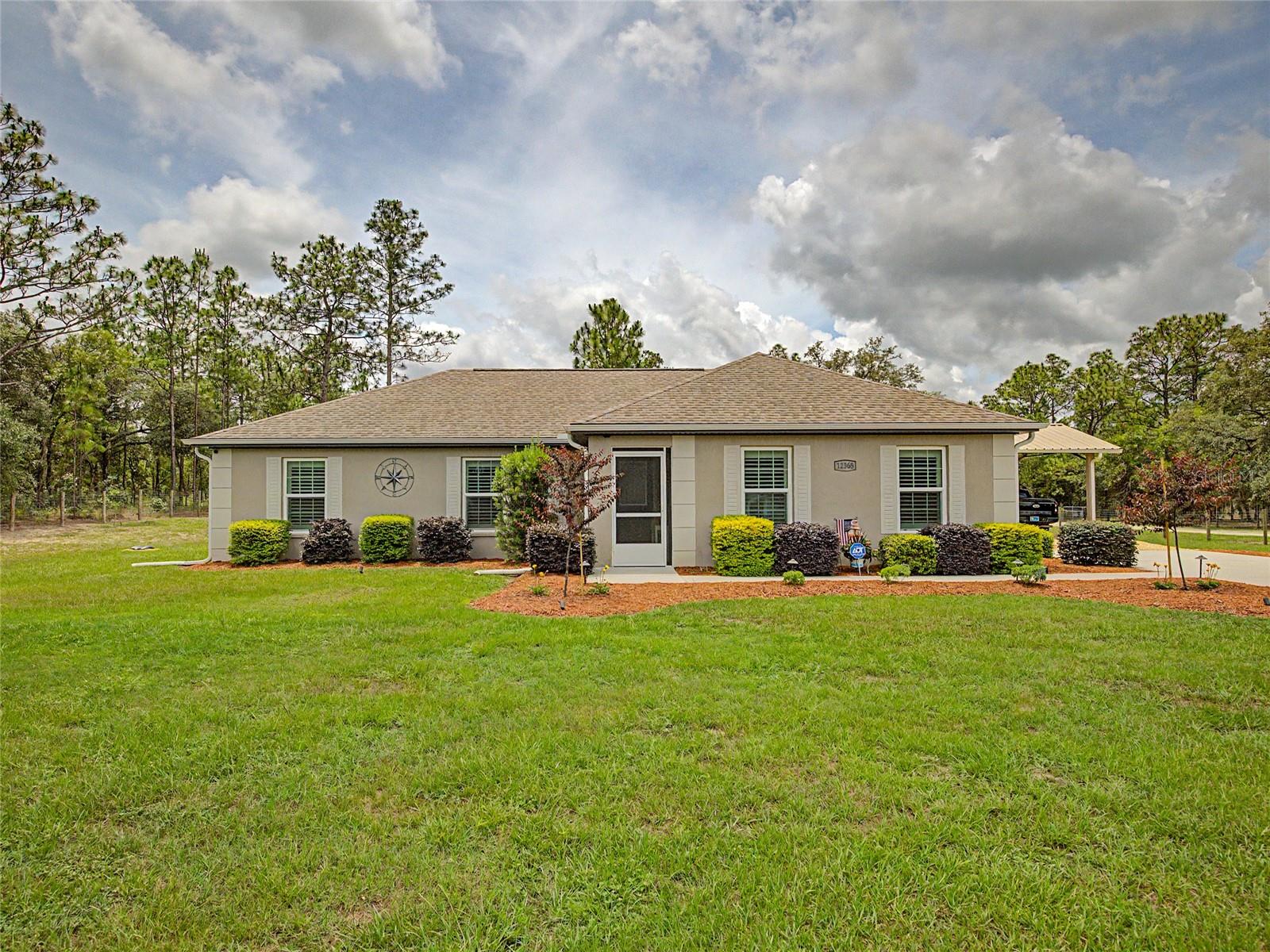 Single Family Residence em DUNNELLON, FL - Daniel Dourado