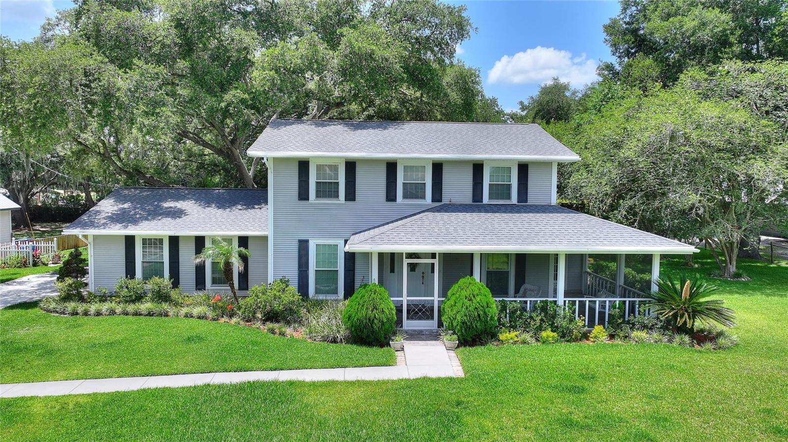 Single Family Residence em PLANT CITY, FL - Daniel Dourado