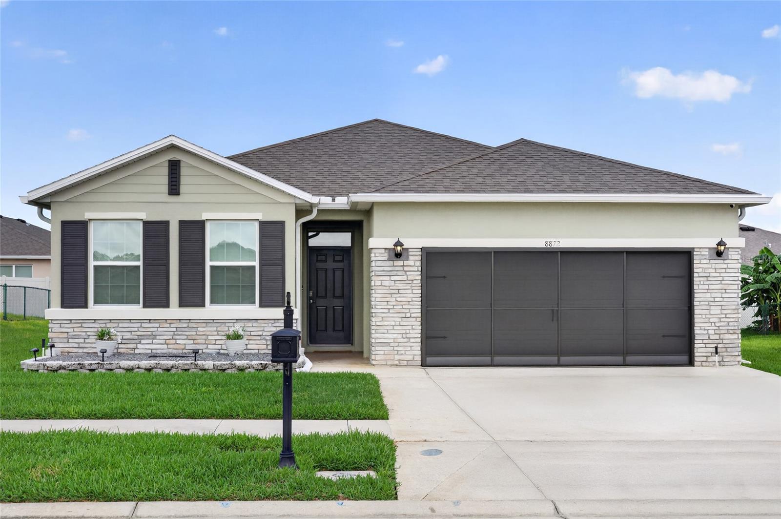 Single Family Residence in OCALA, FL - Daniel Dourado