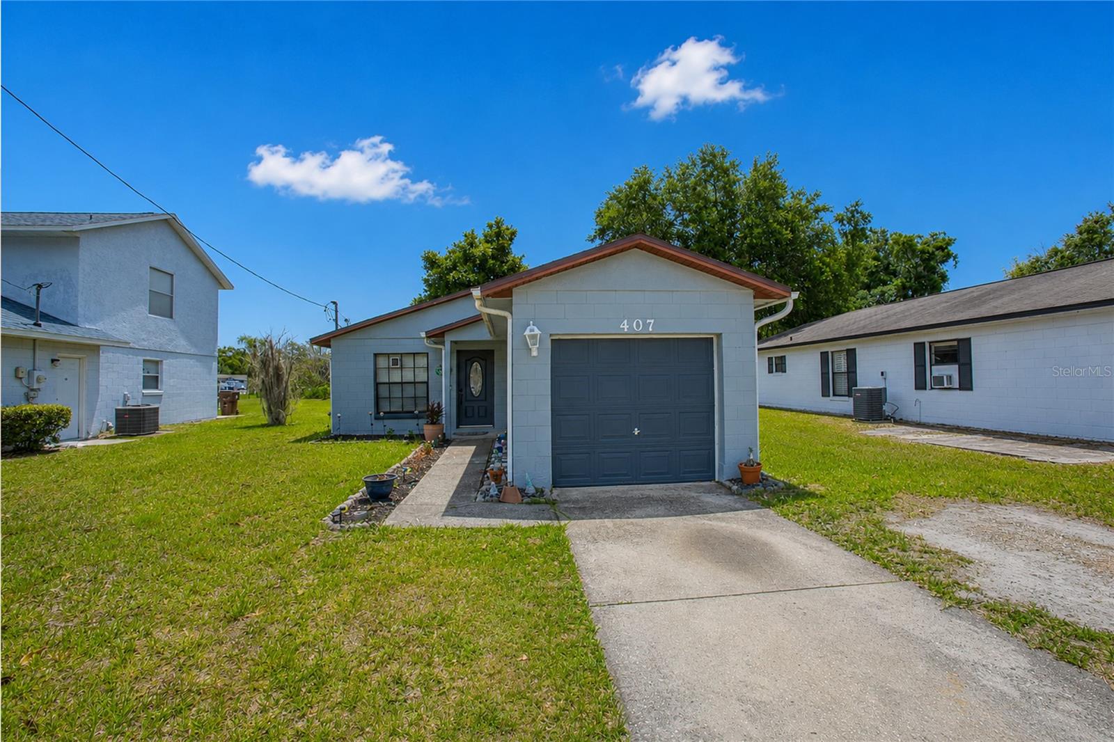 Single Family Residence in KISSIMMEE, FL - Daniel Dourado