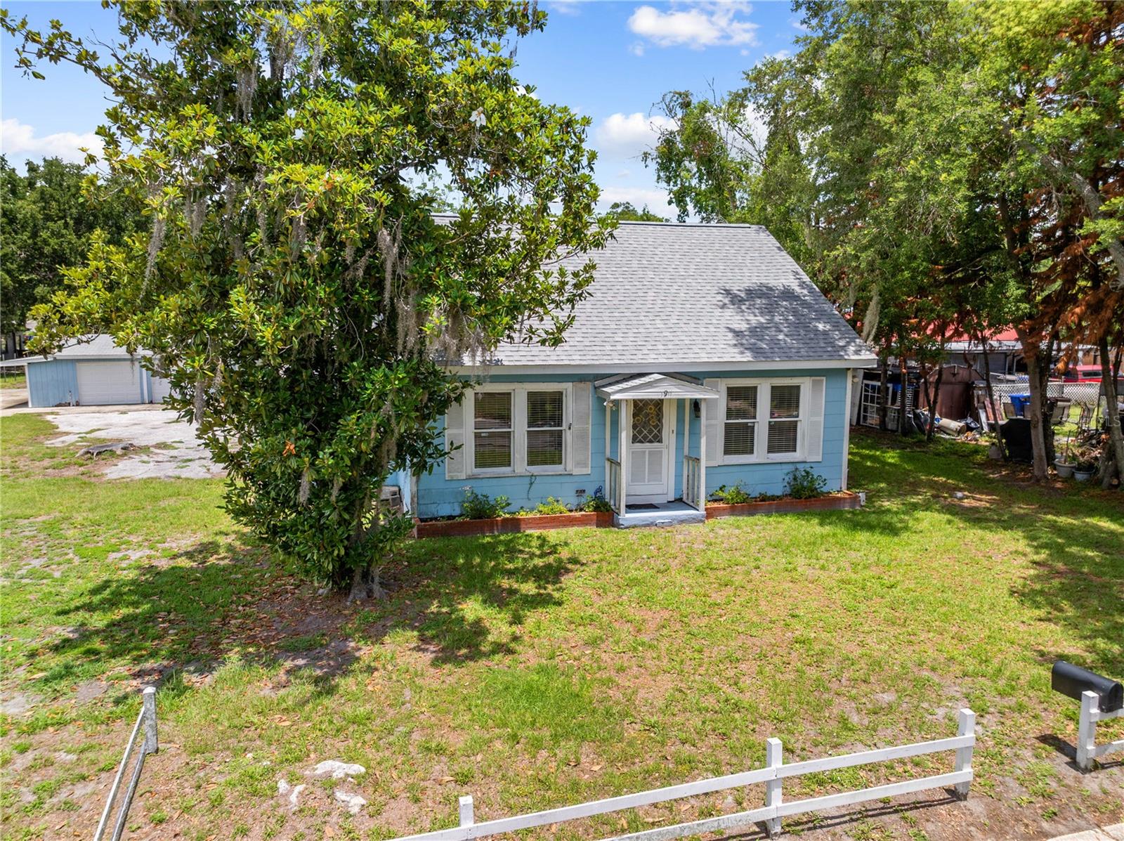 Single Family Residence in KISSIMMEE, FL - Daniel Dourado