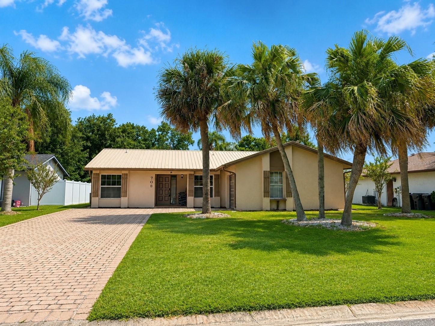 Single Family Residence in KISSIMMEE, FL - Daniel Dourado