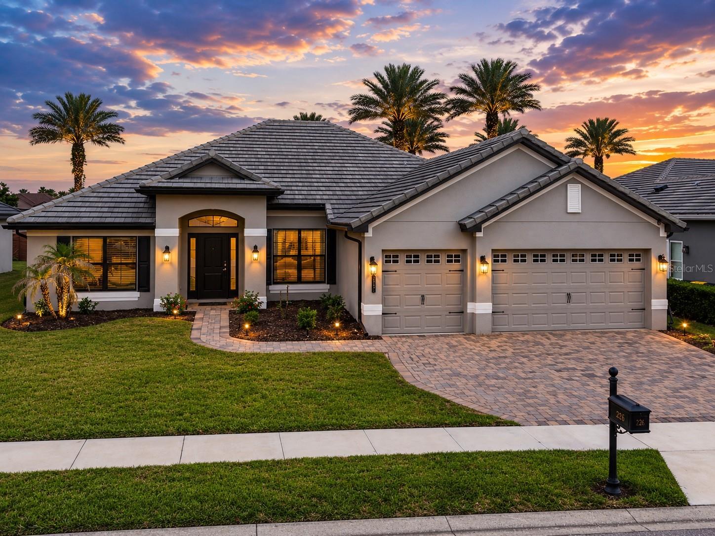 Single Family Residence in AUBURNDALE, FL - Daniel Dourado