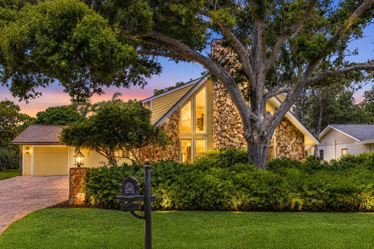 Single Family Residence em CLEARWATER, FL - Daniel Dourado