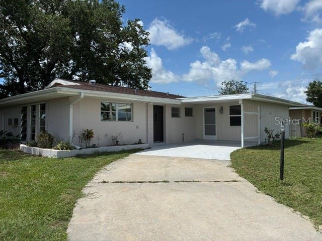 Single Family Residence in NORTH PORT, FL - Daniel Dourado