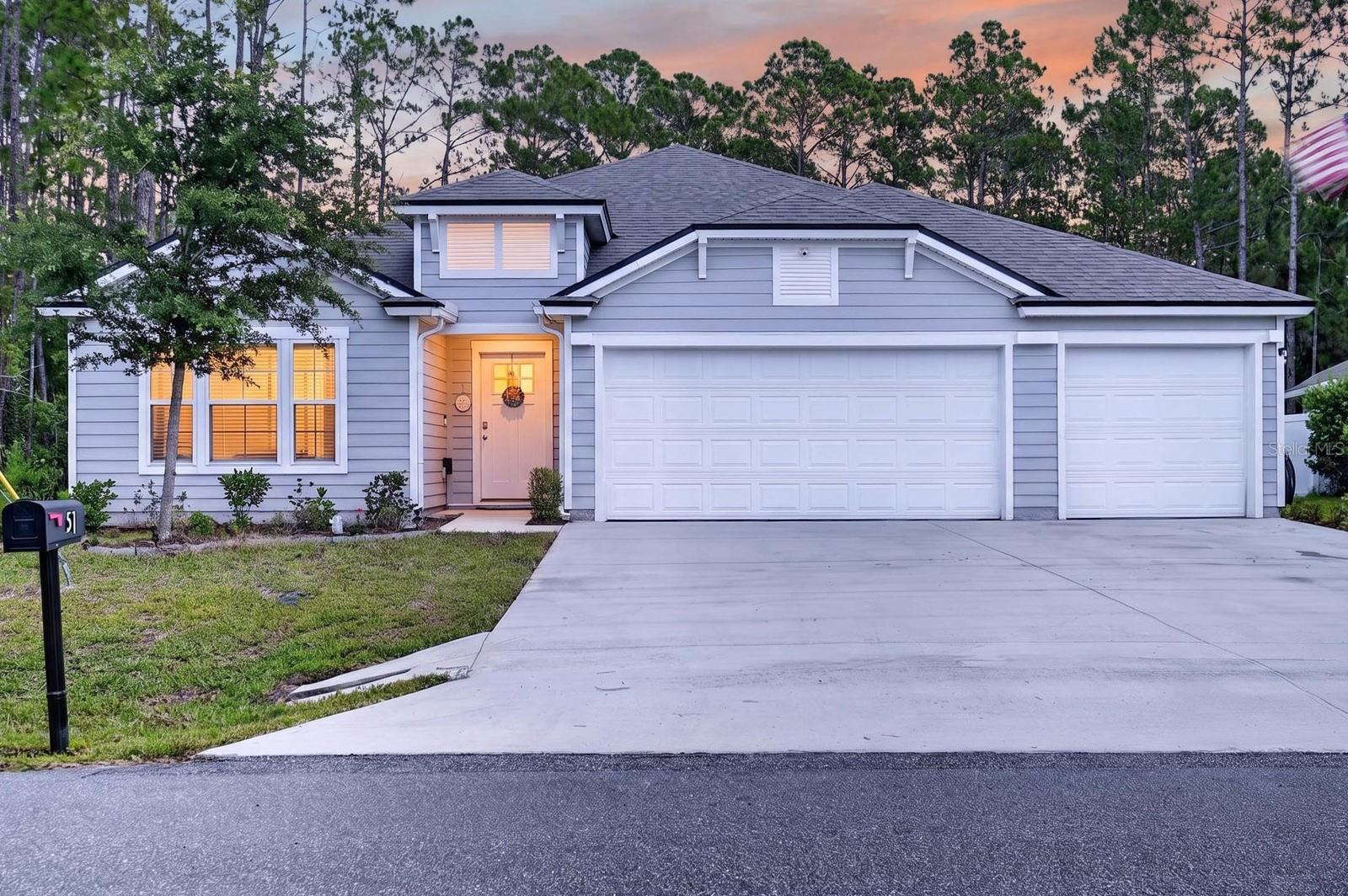 Single Family Residence in PALM COAST, FL - Daniel Dourado
