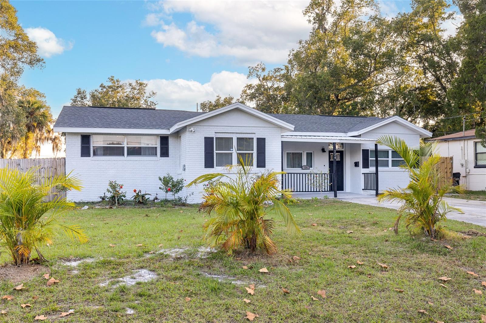 Single Family Residence in APOPKA, FL - Daniel Dourado