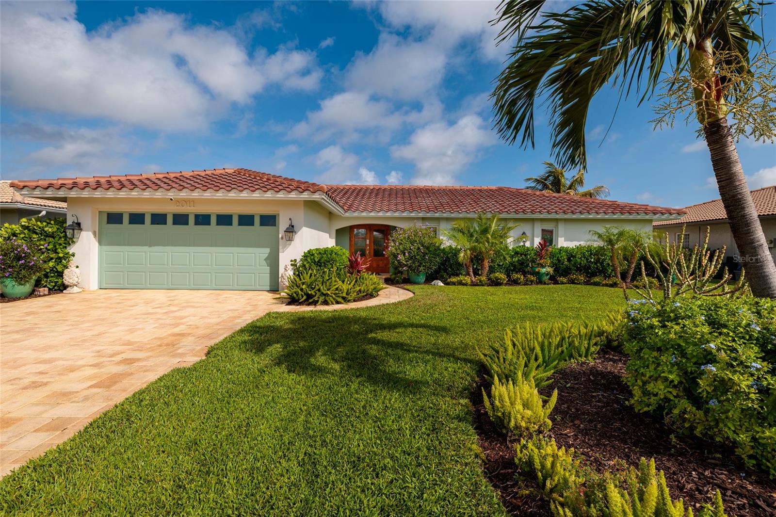 Single Family Residence em ST PETERSBURG, FL - Daniel Dourado