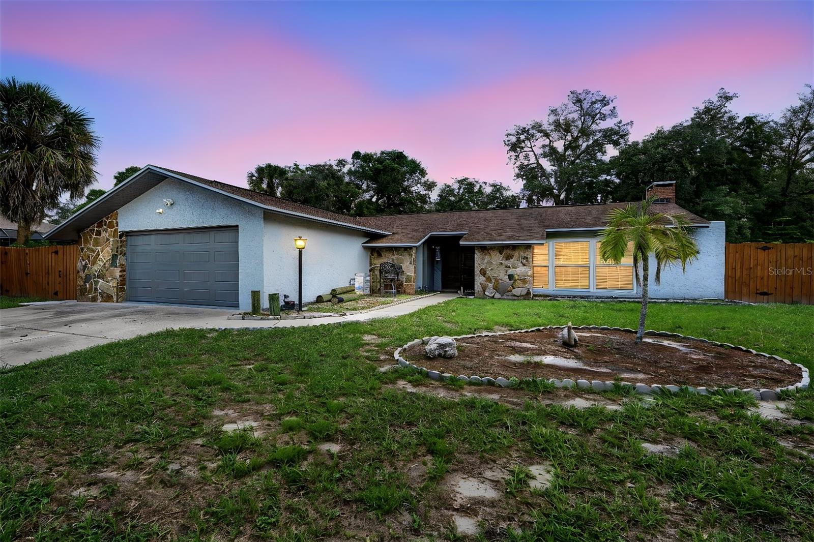Single Family Residence em HOLIDAY, FL - Daniel Dourado