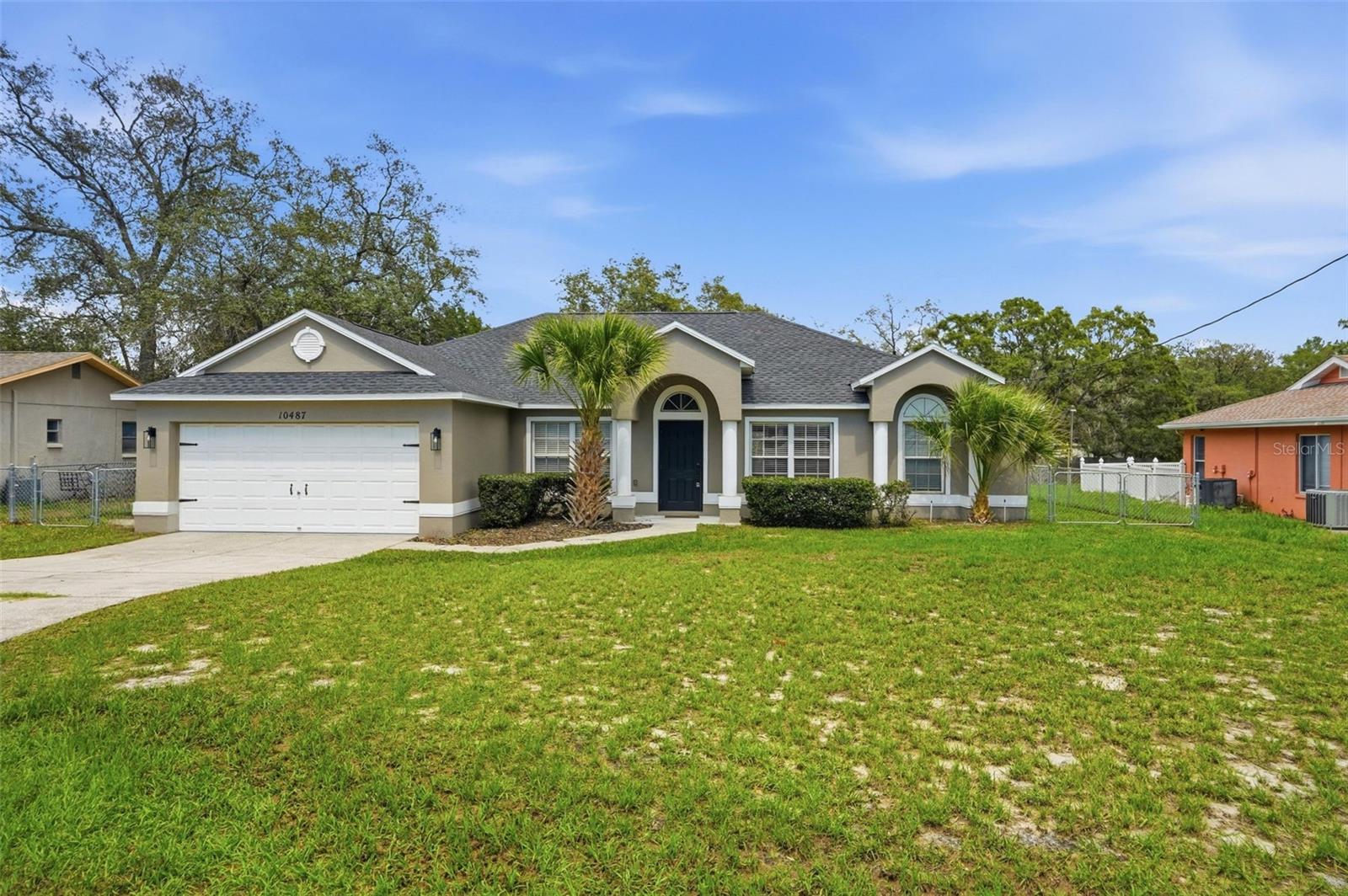 Single Family Residence em SPRING HILL, FL - Daniel Dourado
