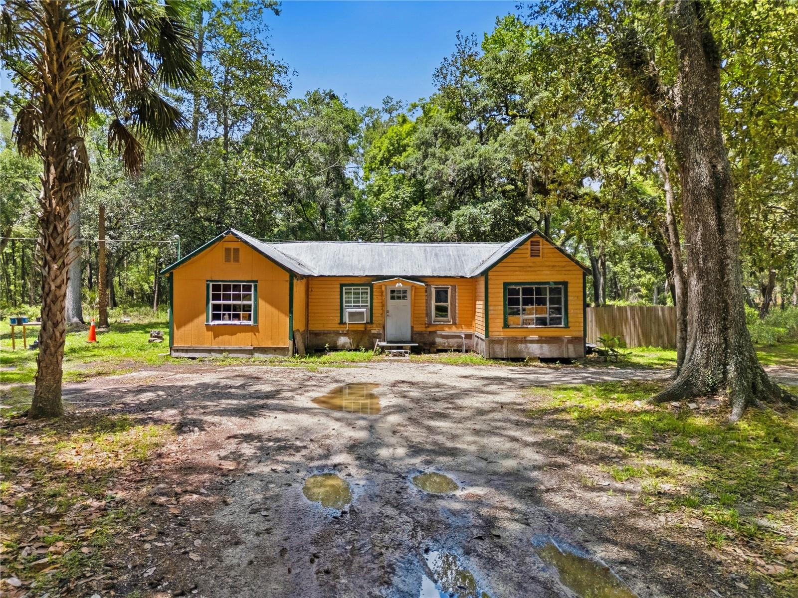 Single Family Residence in BROOKSVILLE, FL - Daniel Dourado