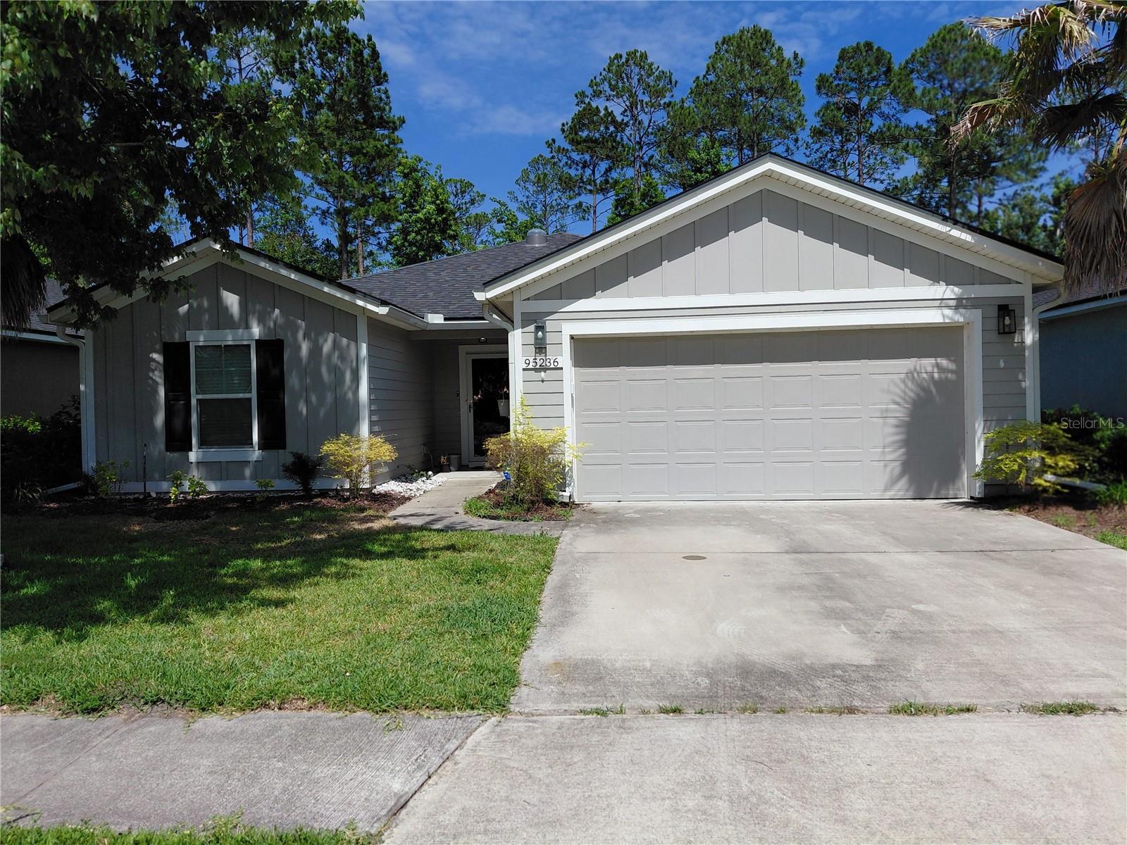 Single Family Residence in FERNANDINA BEACH, FL - Daniel Dourado