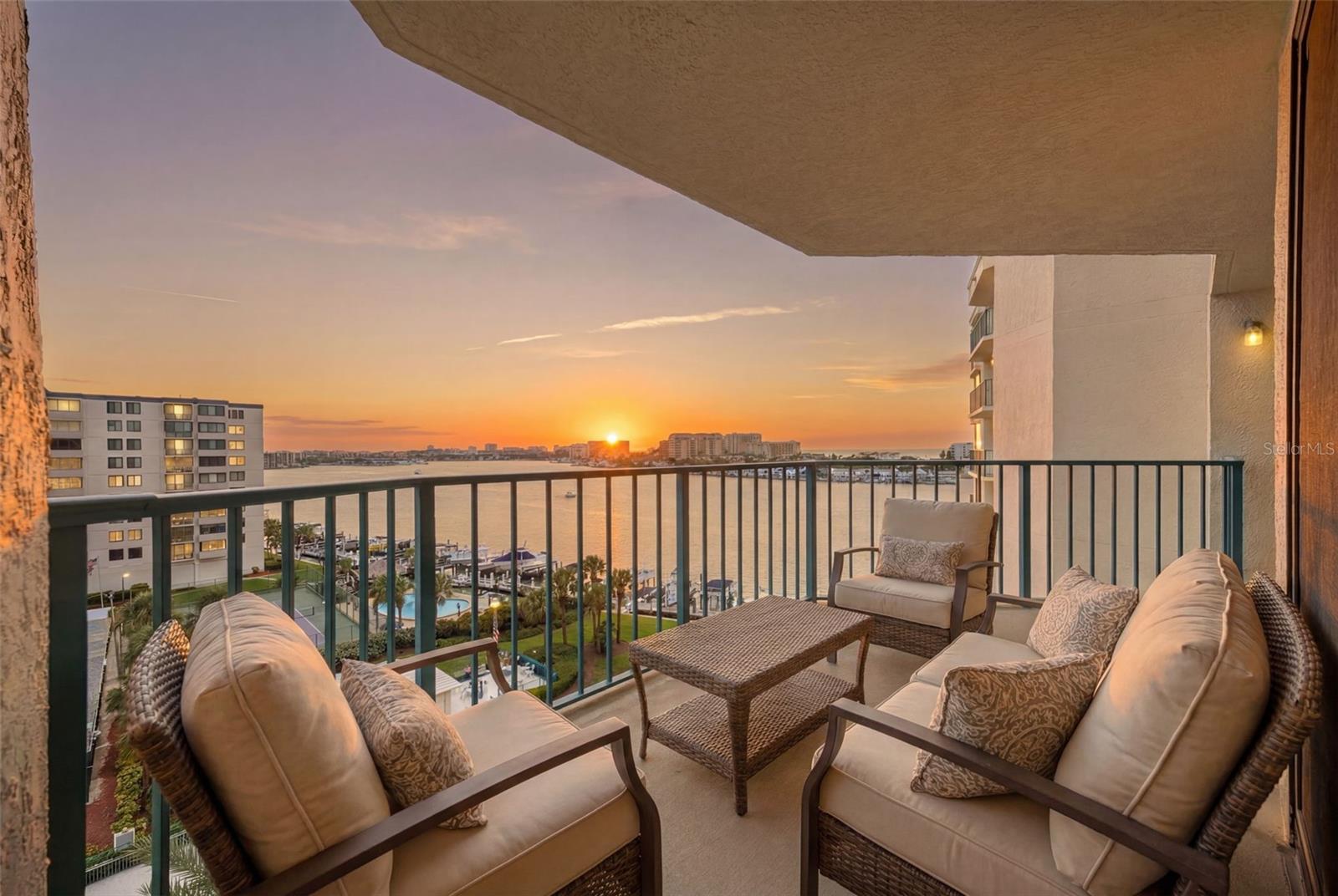 Condominium em CLEARWATER BEACH, FL - Daniel Dourado