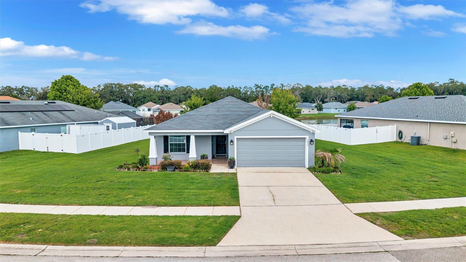 Single Family Residence em ZEPHYRHILLS, FL - Daniel Dourado