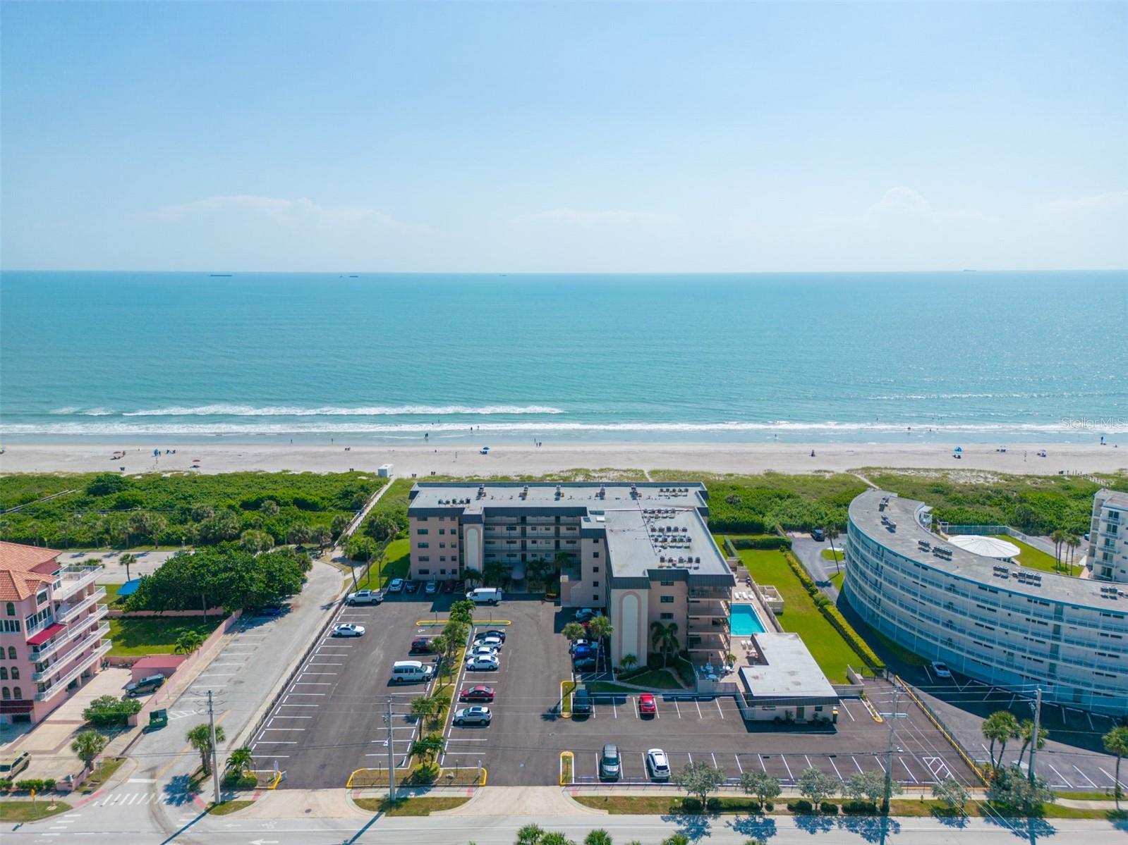 Condominium em COCOA BEACH, FL - Daniel Dourado
